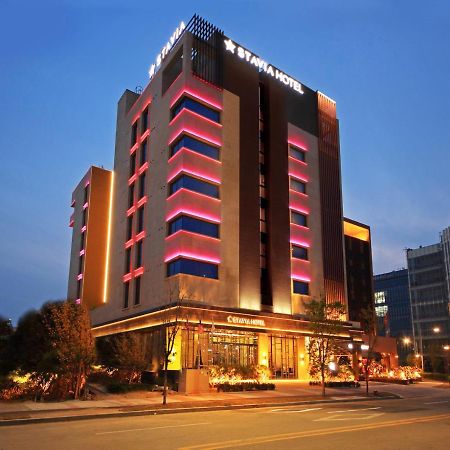 Отель Gimpo Stavia Экстерьер фото